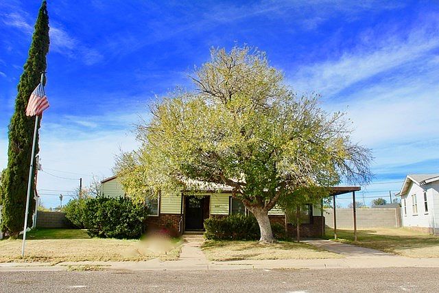 1st image of 3207 Bellaire Dr