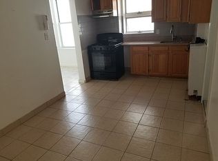 110 Bay 13 St #2F, Brooklyn, NY 11214