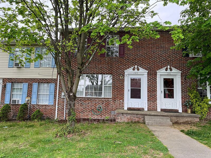 1st image of 145 Little River Dr