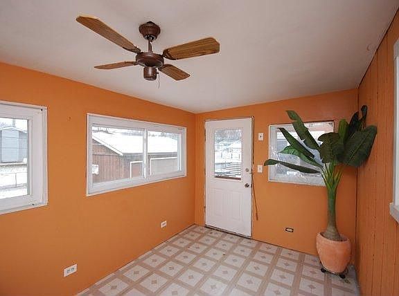 5th image of 5716 Victoria Dr