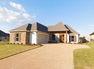 116 Emerald Dr, Brandon, MS 39047