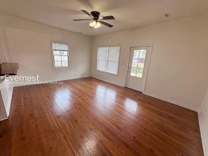 506 Alpha St — Photo 6