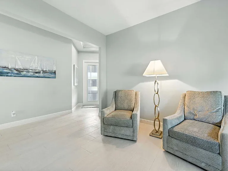 9020 Mayreau Way — Photo 18
