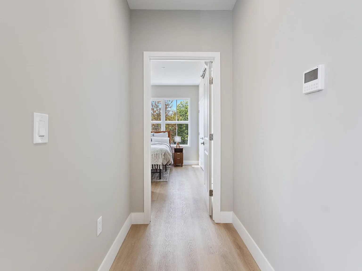 2 bed, 1035 sqft, $3,710 — Photo 3
