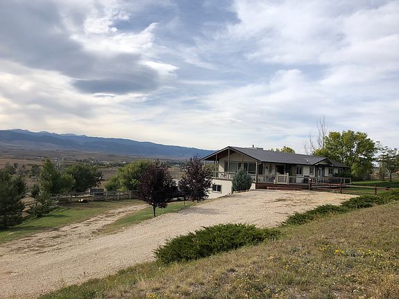 2nd image of 8 Camino Vista Montana