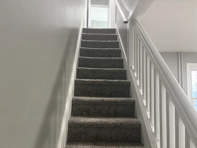 384 W Gordon St #1 — Photo 6