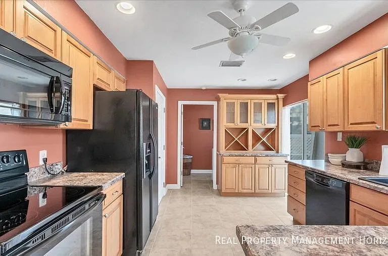 3613 57th Avenue Dr W — Photo 10