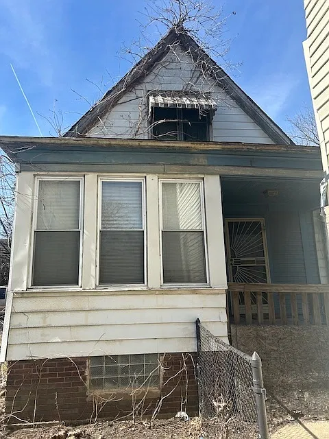 Building Photo 3