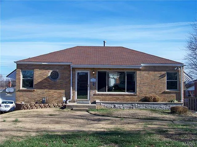 1918 Basil Dr photo 1