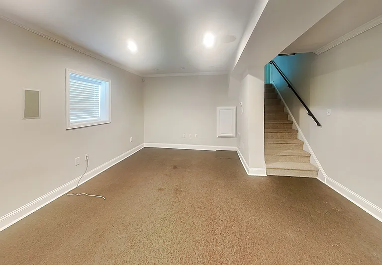 2902 Delcourt Dr — Photo 19