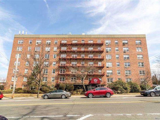47-27 Little Neck Pkwy APT 2F, Queens, NY 11362
