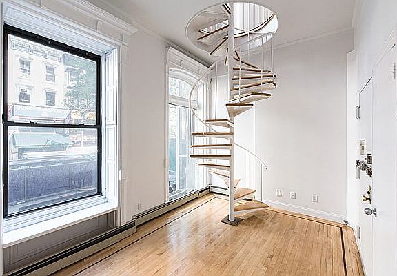 4th image of 858 Lexington Ave #3