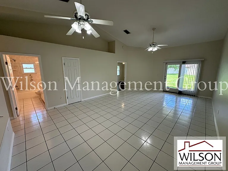 4066 Bonnie Dr — Photo 7