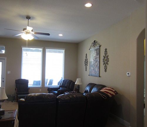 4th image of 608 Bison Ln