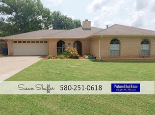 1002 N Harville Rd, Duncan, OK 73533