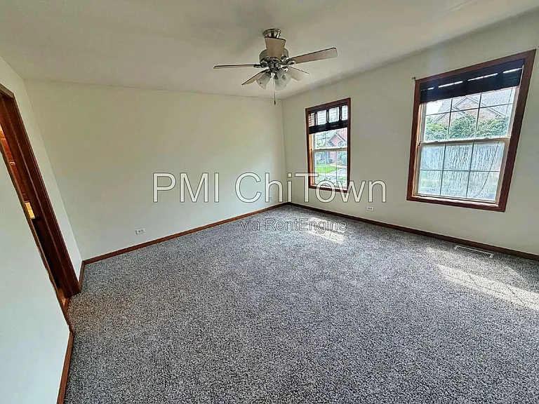 2050 Rockland Dr — Photo 22
