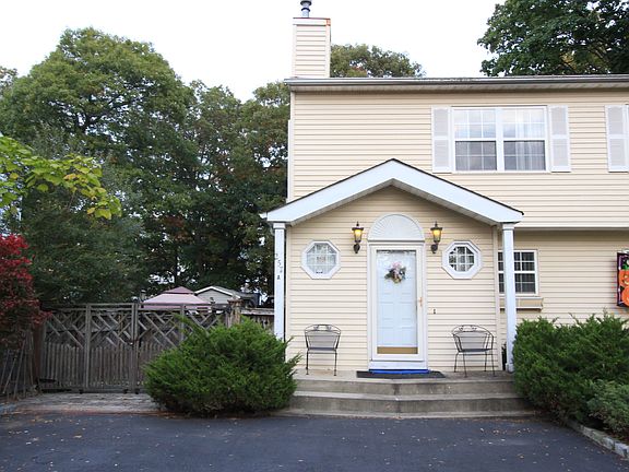 2nd image of 257 N 3rd Ave #A