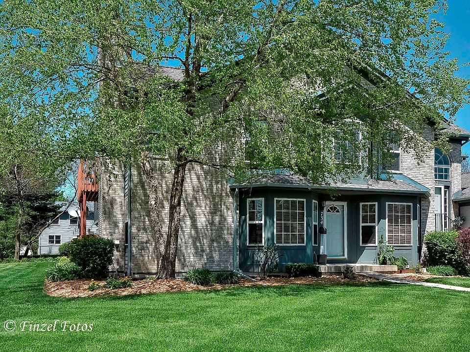 1st image of 734 Kresswood Dr #734