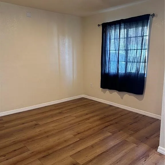 11725 Brussels Ave — Photo 6