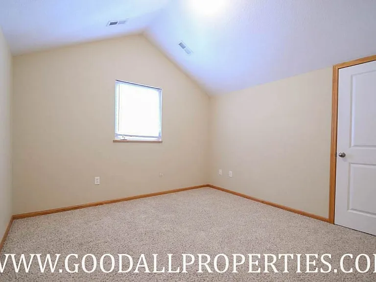 4319 152nd Ct — Photo 8