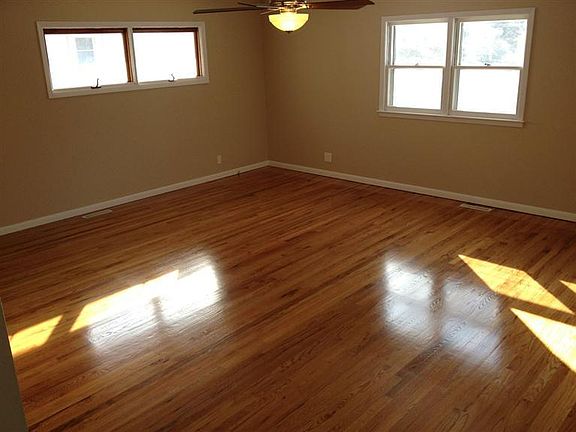 2nd image of 2606 S 38th St