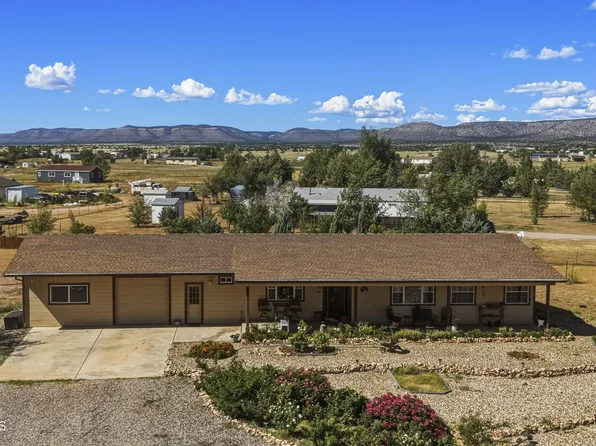 1050 W Ranch House Rd, Paulden, AZ 86334