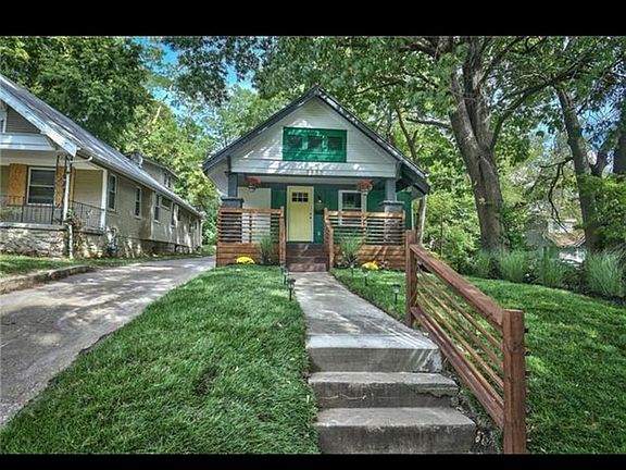 4th image of 5837 Tracy Ave