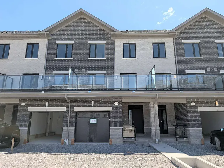 110 Grimsby Ln — Photo 1