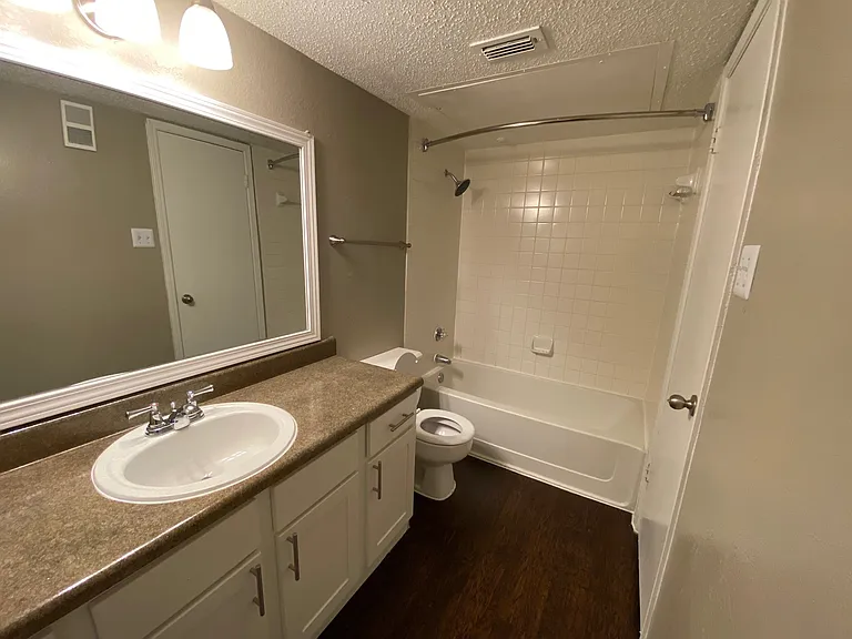 Walnut Creek Apartments — Photo 85