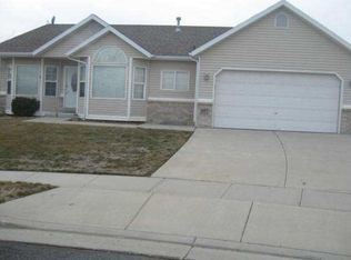 5977 W Riverrock Pl, West Valley City, UT 84118