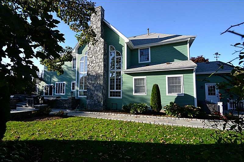 2nd image of 16 Dolly Dr
