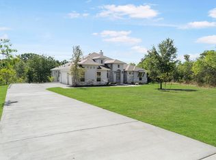 270 Raptor Beak Way, Cedar Creek, TX 78612