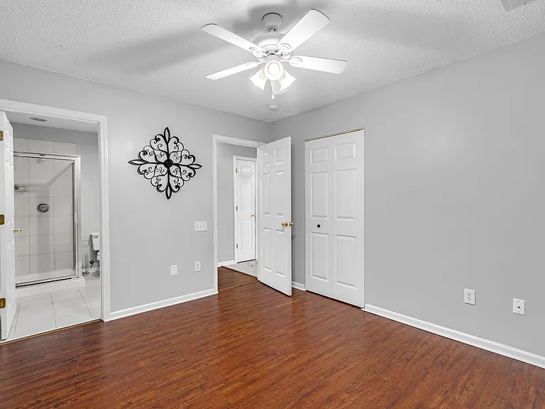 4887 Habersham Ln — Photo 13