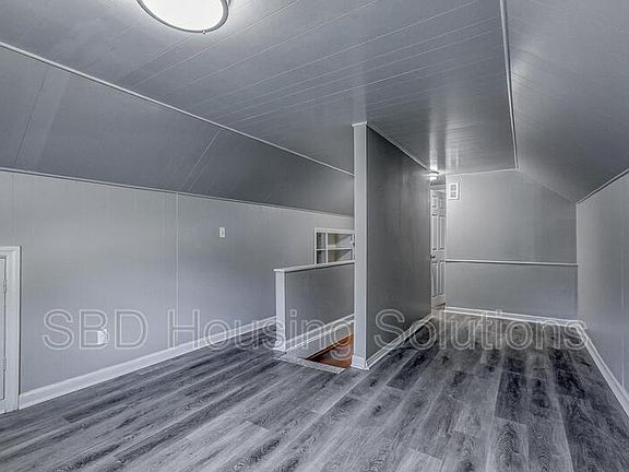 5th image of 1025 N 22nd St