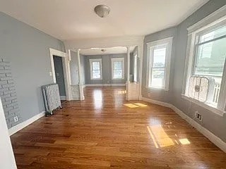 234 W 6th St #1 — Photo 20