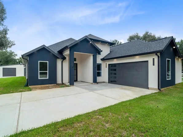 2062 White Doe Ct, Cleveland, TX 77328