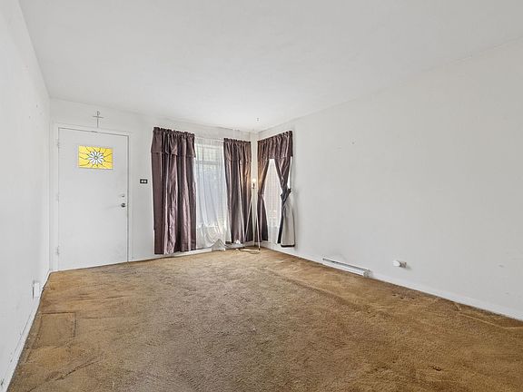 4th image of 2921 S 10th Ave