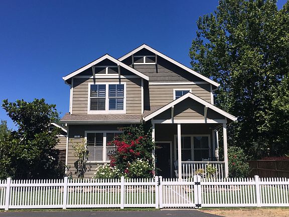 2nd image of 8 Jasmine St