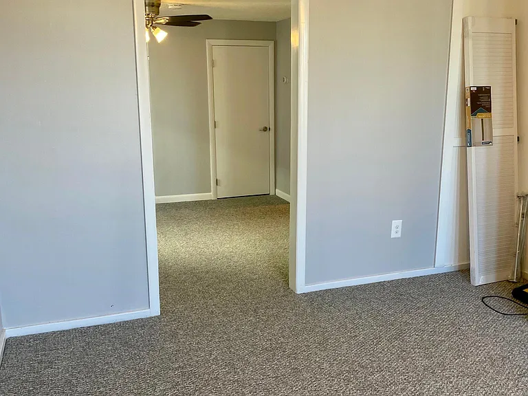 27 Florence St #2 — Photo 13