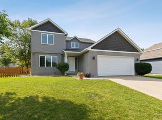 5316 Thackeray Dr, Ames, IA 50014