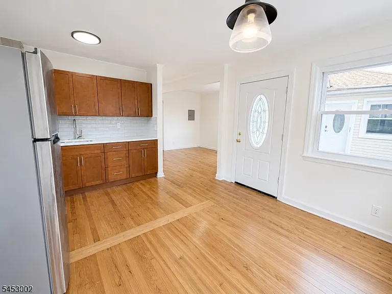 7 Valley Rd #B — Photo 8