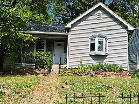 2nd image of 621 Malvern St