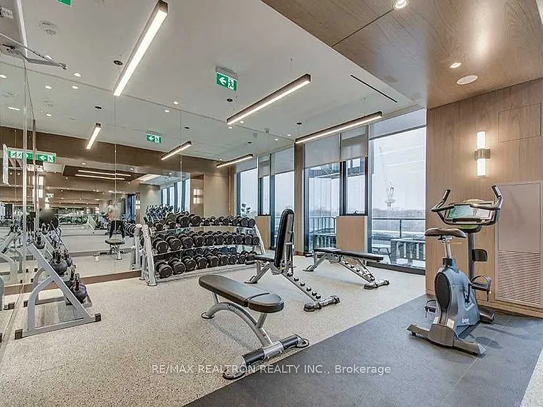 575 Bloor St E #2208 — Photo 29