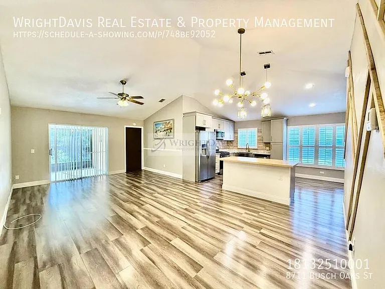 8711 Busch Oaks St — Photo 4