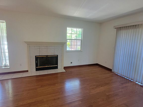 2nd image of 4387 Sonoma Hwy