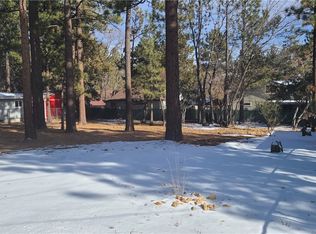 435 Highland Ln, Sugarloaf, CA 92386