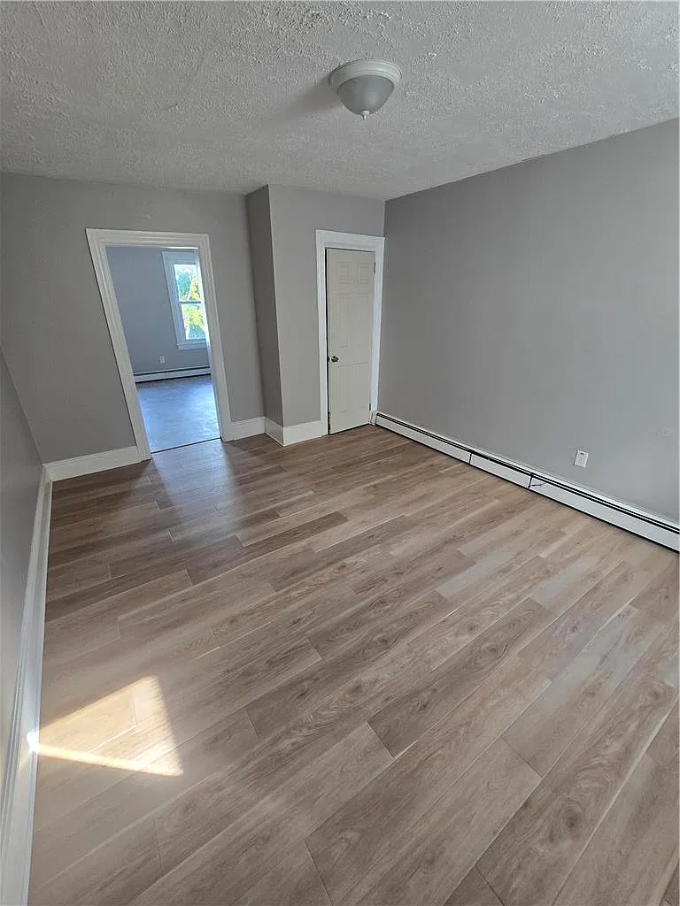 1 bed, 1.0 bath, 600 sqft, $1,250 — Photo 3