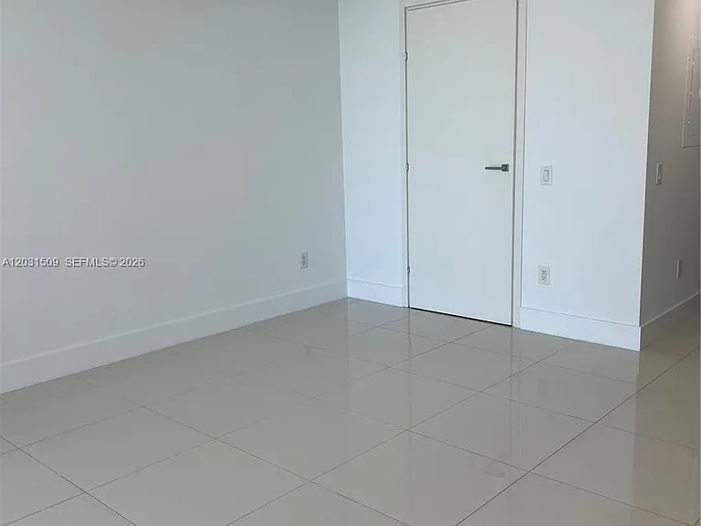 1300 Brickell Bay Dr #1606 — Photo 7
