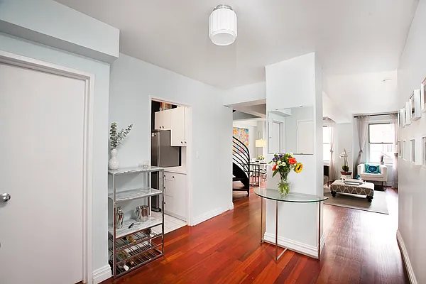 Sold by Keller Williams NYC | media 4