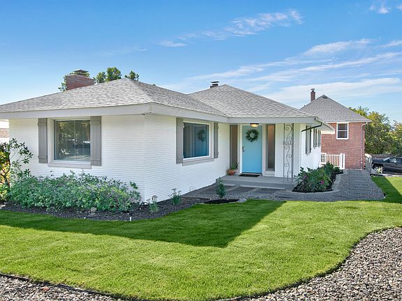 2nd image of 3012 Tieton Dr